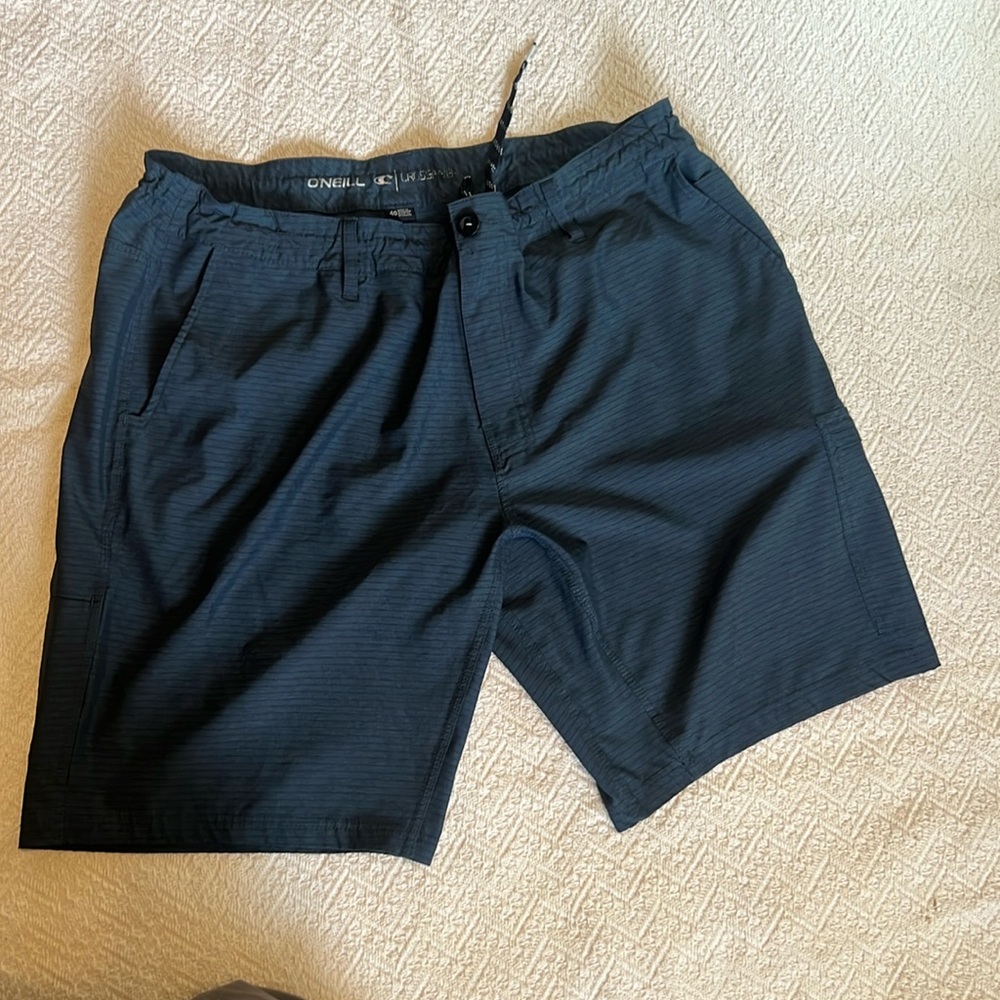 Men’s O’Neill shorts size 40